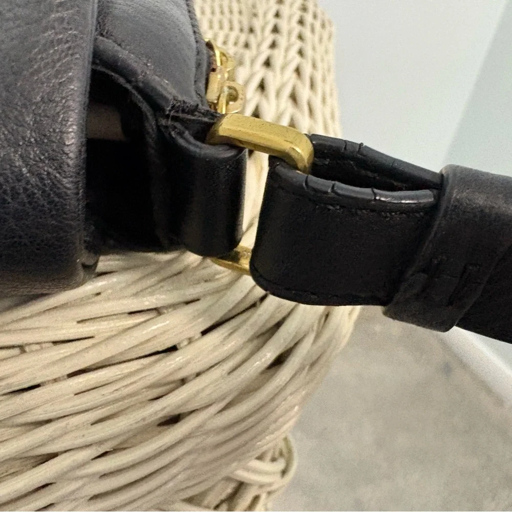Fossil Preston Black Pebbled Leather Crossbody Bag - Picture 9 of 11